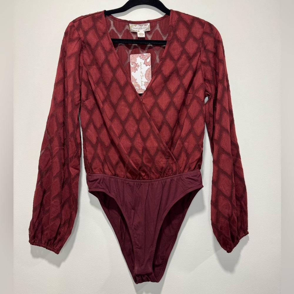 NWT Burgundy Patterned Long Sleeve bodysuit with pant set